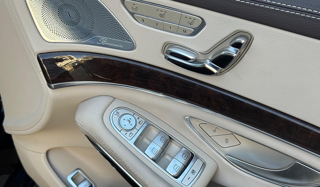 2018 Mercedes-Benz S560 image-8
