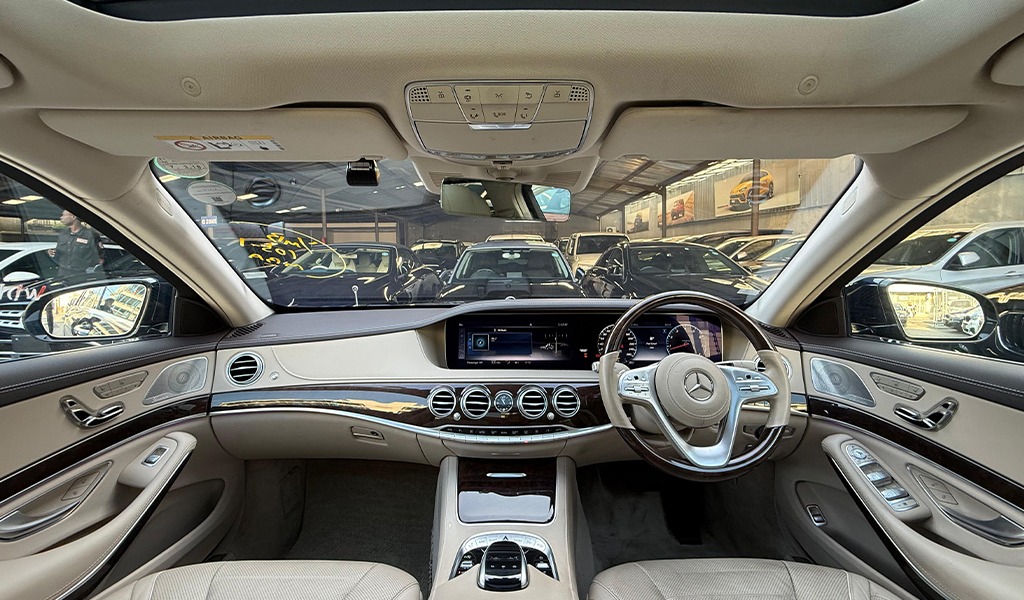 2018 Mercedes-Benz S560 image-15
