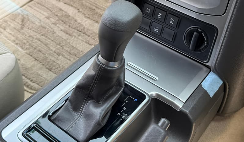 2019 Toyota Land Cruiser Prado image-17