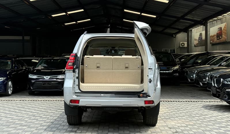 2019 Toyota Land Cruiser Prado image-21