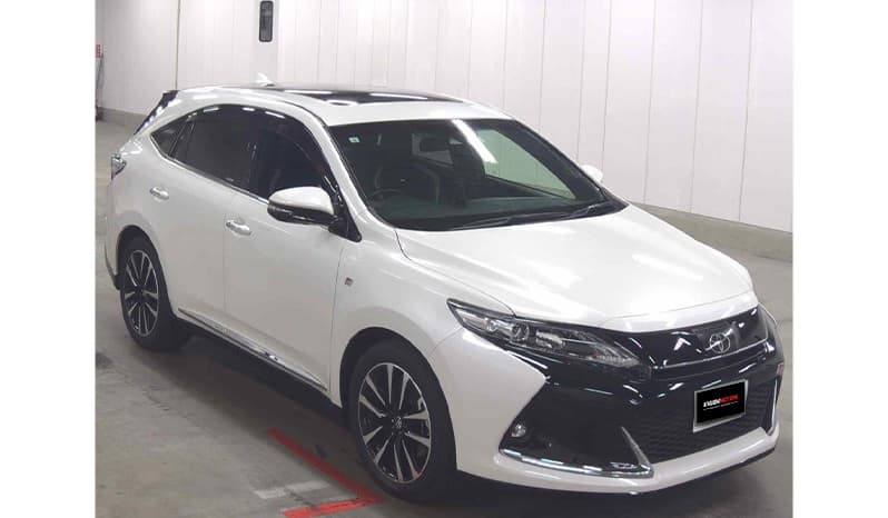 2019 Toyota Harrier image-1