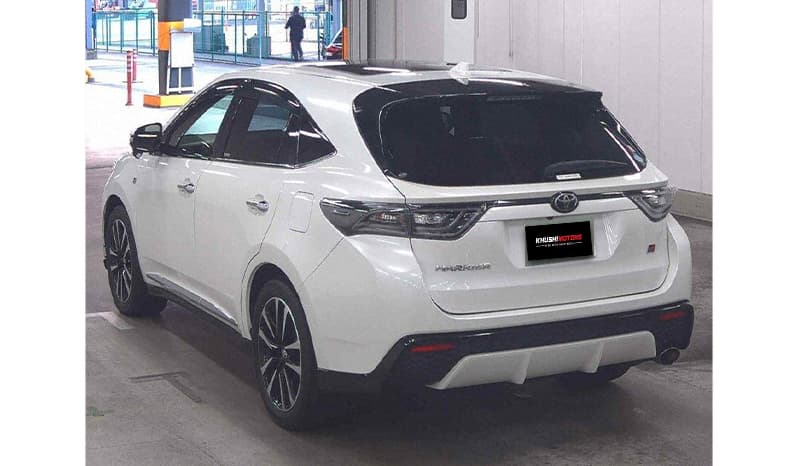 2019 Toyota Harrier image-2