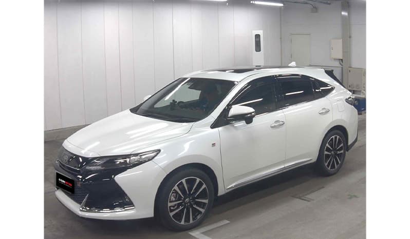 2019 Toyota Harrier image-3