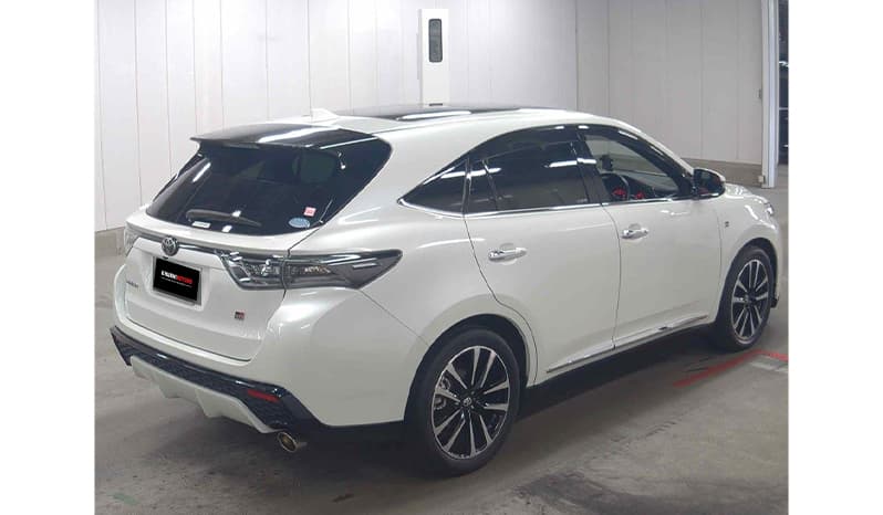 2019 Toyota Harrier image-4