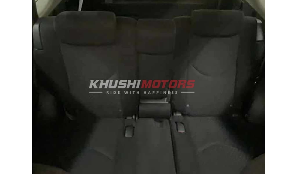 2010 Toyota Vanguard image-5