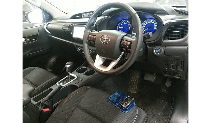 2019 Toyota Hilux image-6