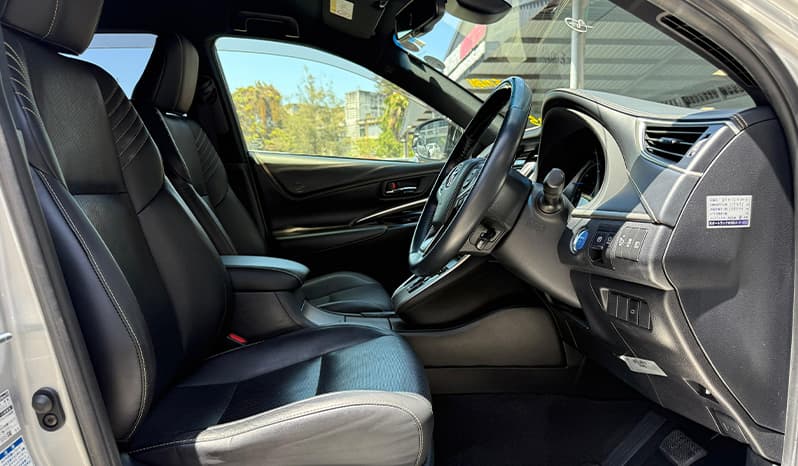 2018 Toyota Harrier image-13
