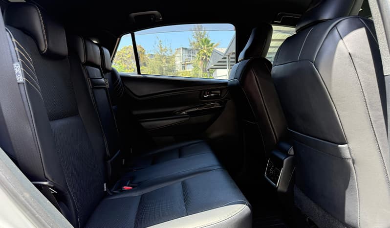 2018 Toyota Harrier image-16