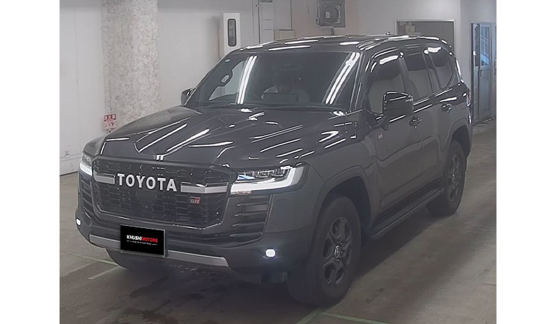 2023 Toyota Land Cruiser image-5