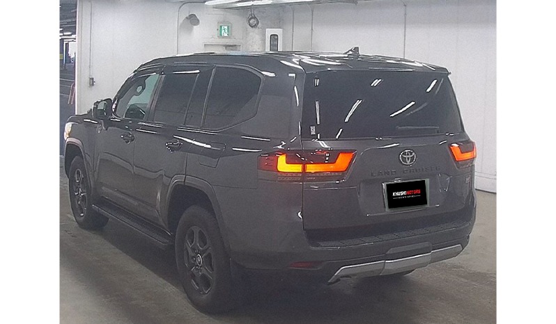 2023 Toyota Land Cruiser image-6