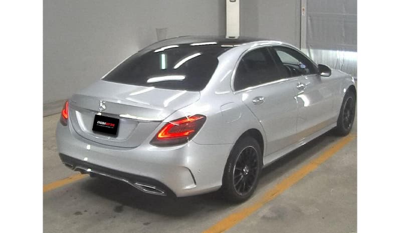 2018 Mercedes-Benz C220d image-3
