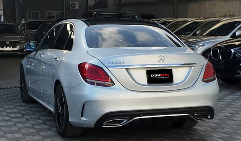 2018 Mercedes-Benz C220d image-7