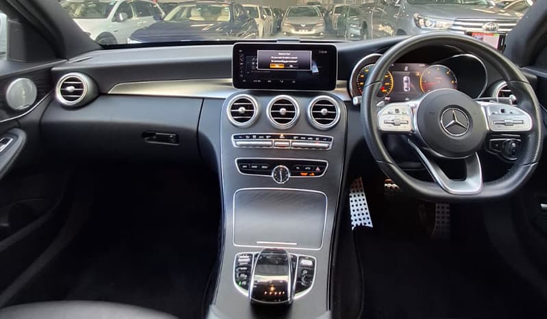 2018 Mercedes-Benz C220d image-11