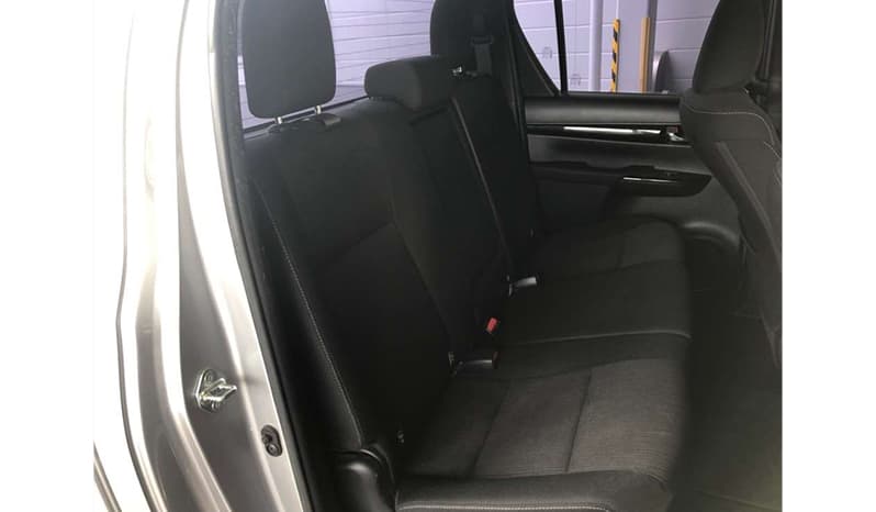2019 Toyota Hilux image-5