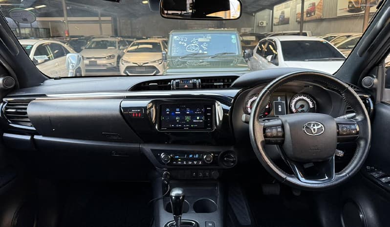 2019 Toyota Hilux image-17