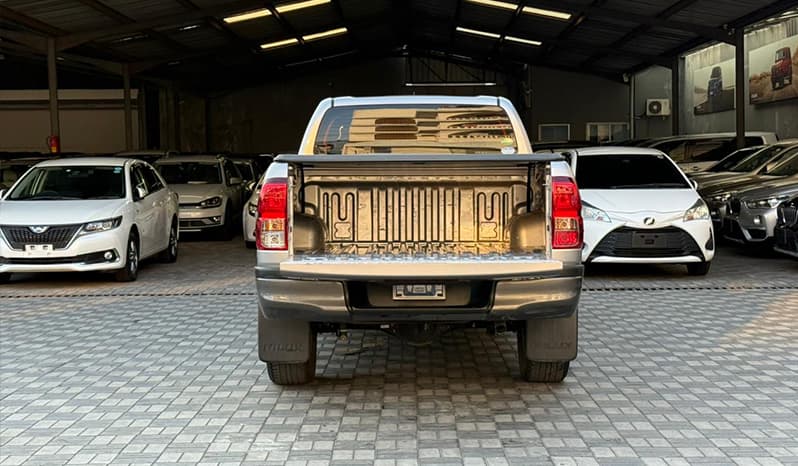 2019 Toyota Hilux image-21