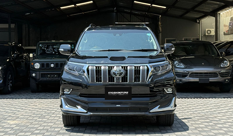 2018 Toyota Land Cruiser Prado image-9