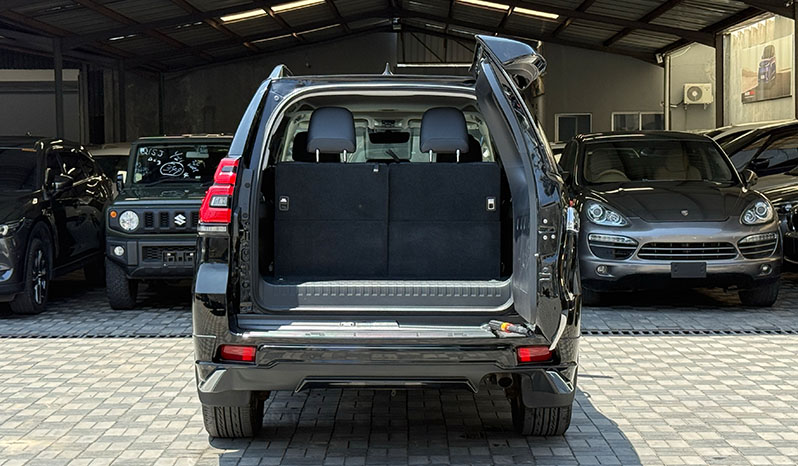 2018 Toyota Land Cruiser Prado image-18