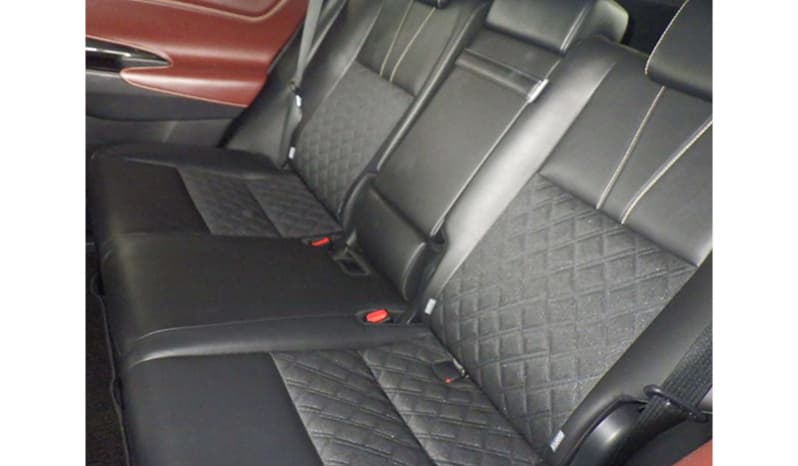 2018 Toyota Harrier image-3