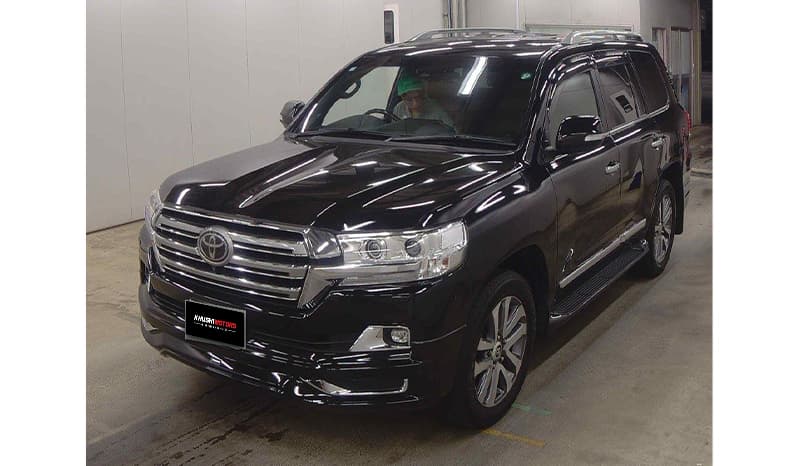 2019 Toyota Land Cruiser image-4