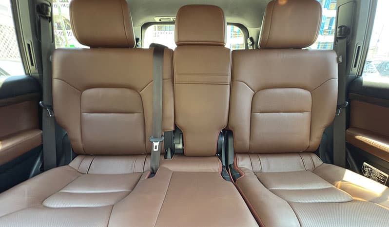 2019 Toyota Land Cruiser image-22