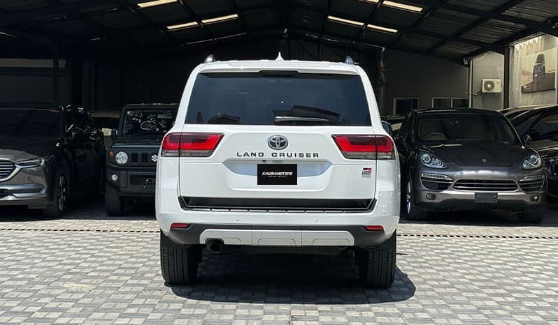 2021 Toyota Land Cruiser image-11