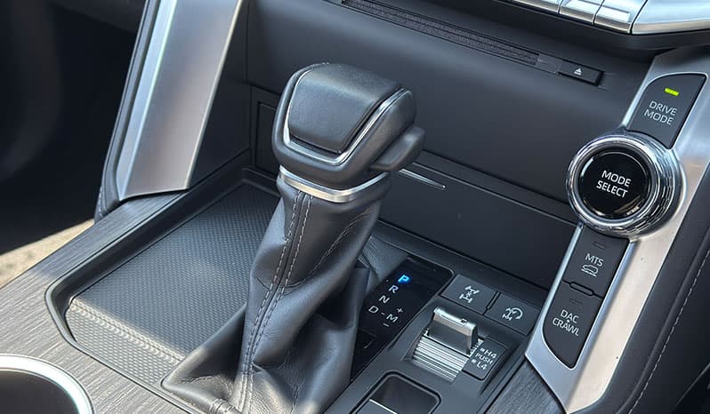 2021 Toyota Land Cruiser image-15