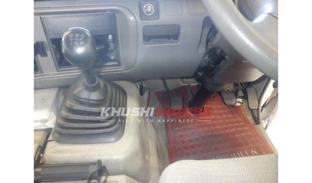 2004 Toyota Toyota Coaster image-3