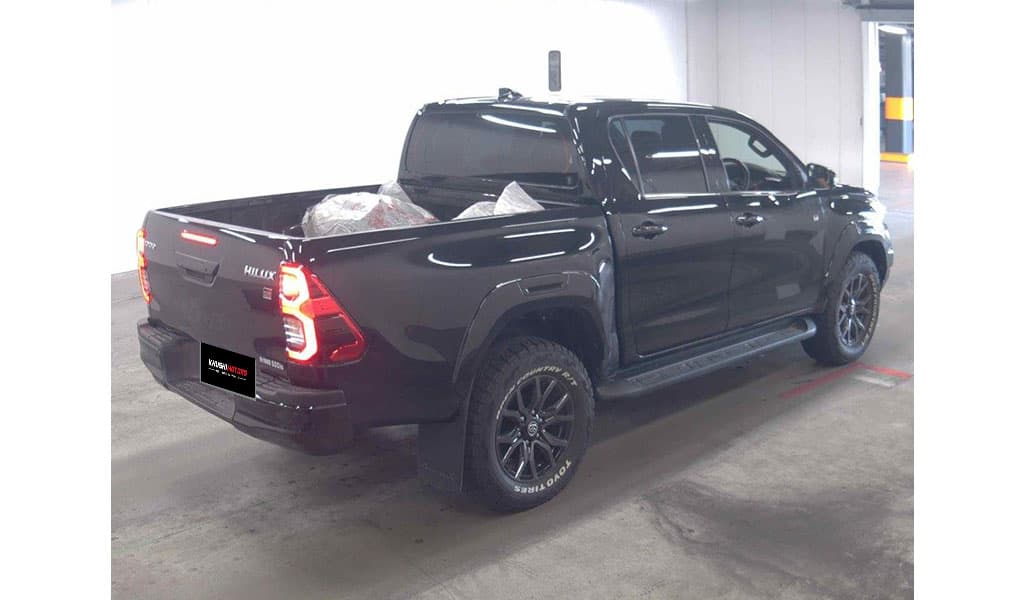 2022 Toyota Hilux image-5