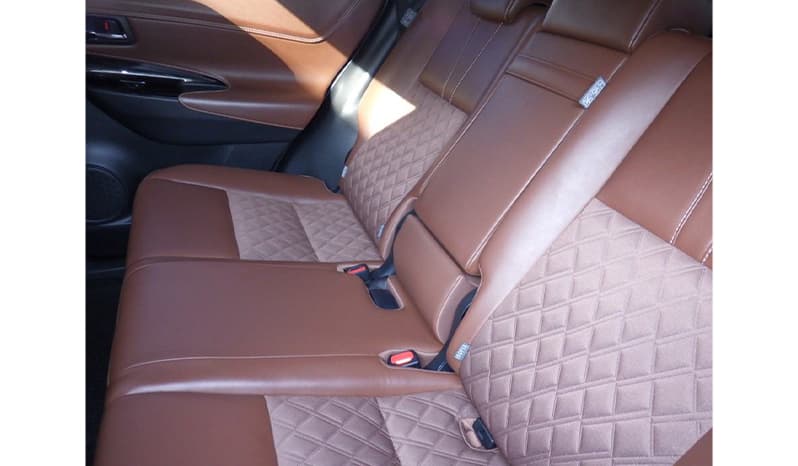 2018 Toyota Harrier image-2
