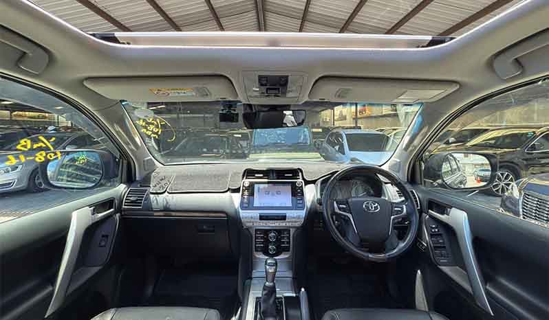 2018 Toyota Land Cruiser Prado image-16