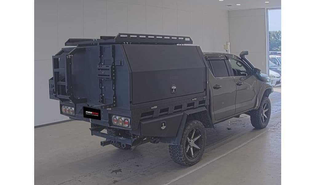 2021 Toyota Hilux image-2