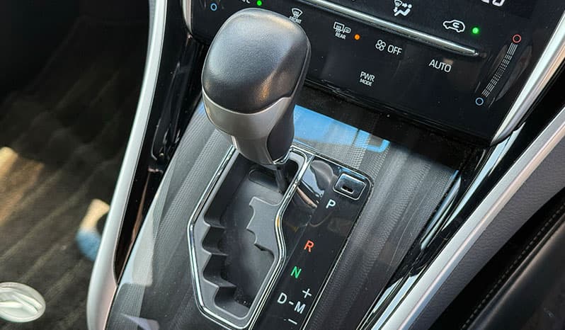 2018 Toyota Harrier image-25