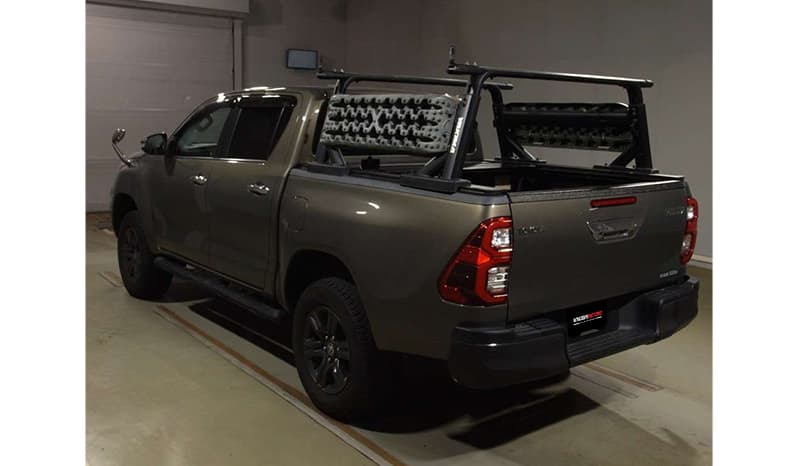 2021 Toyota Hilux image-3
