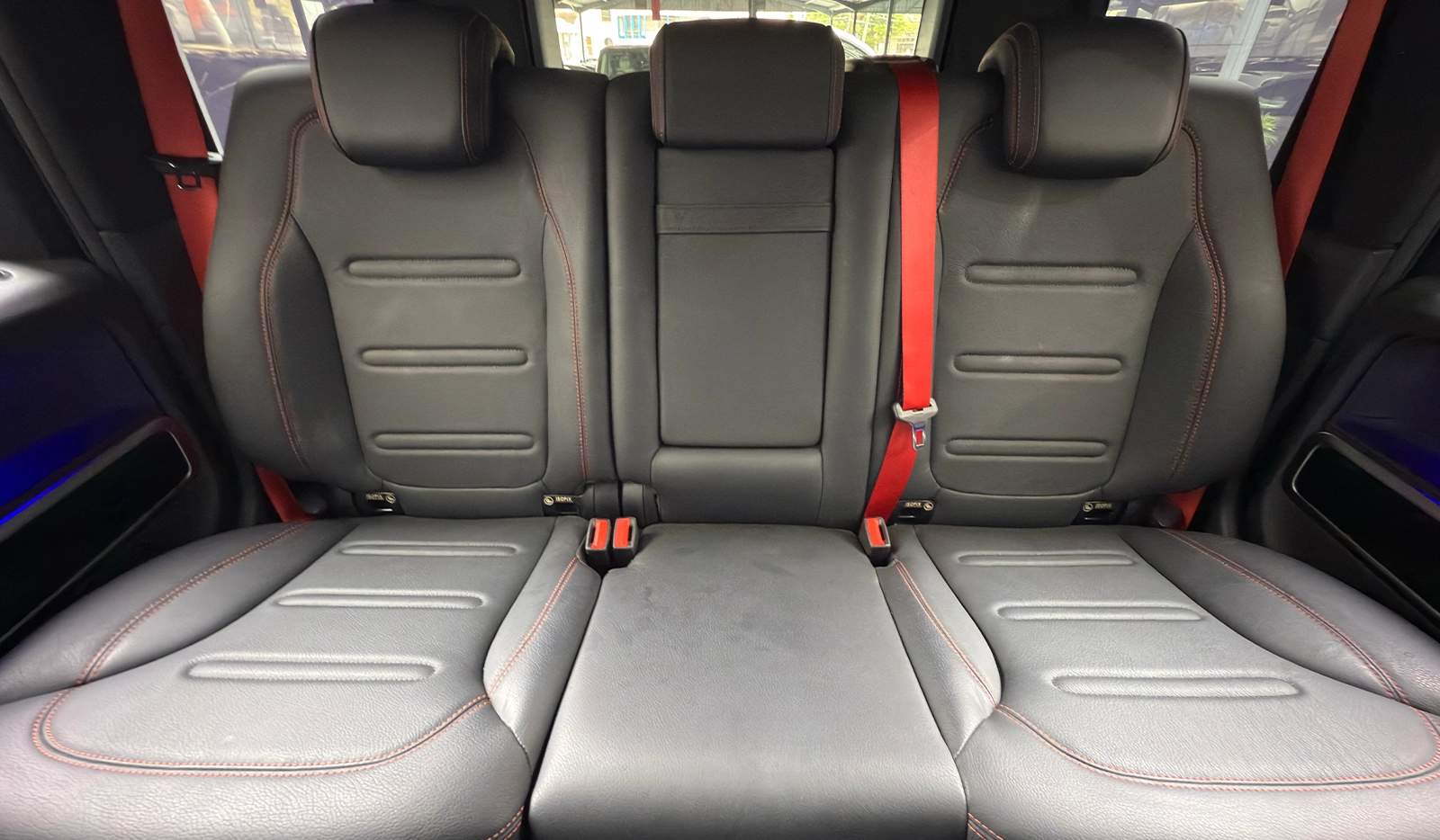 2019 Mercedes-Benz G350d image-23