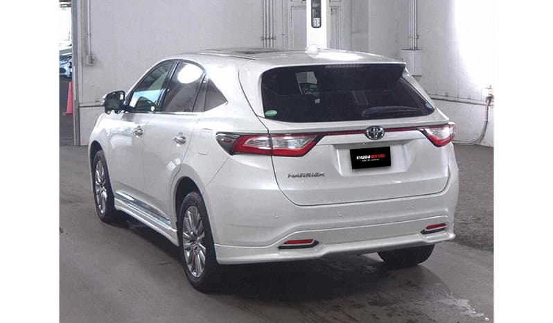 2018 Toyota Harrier image-2