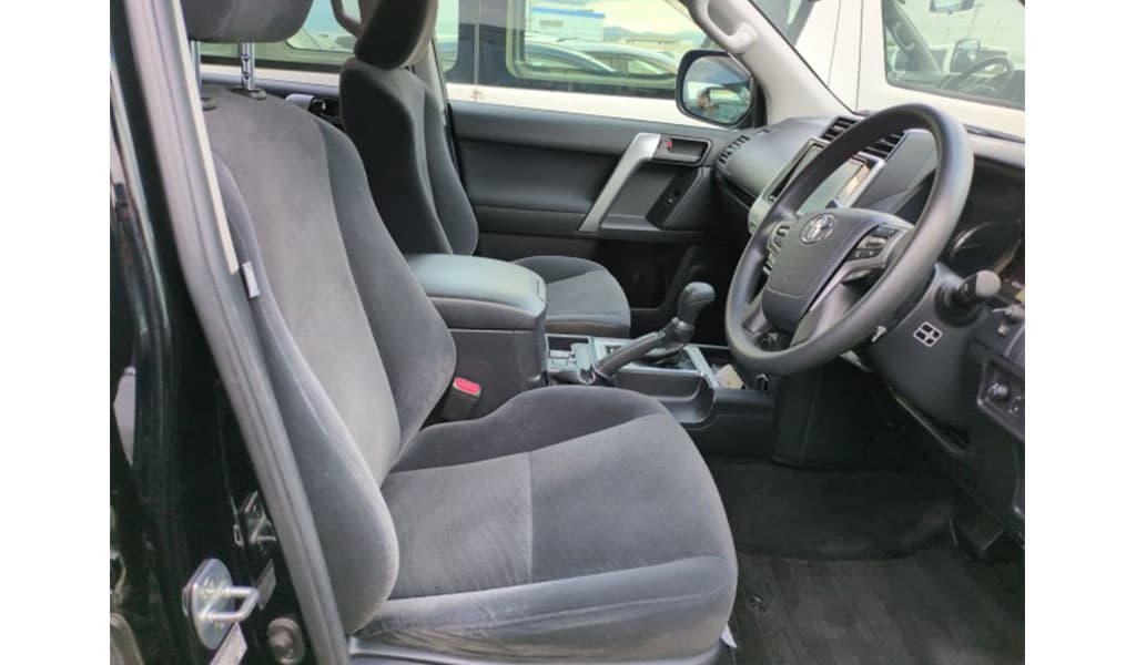 2018 Toyota Land Cruiser Prado image-7