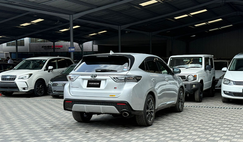 2018 Toyota Harrier image-12