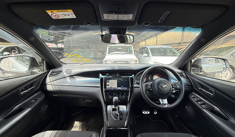 2018 Toyota Harrier image-14