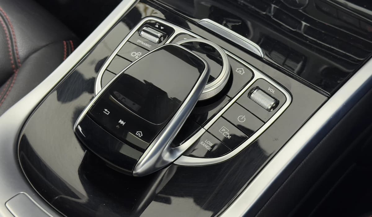 2019 Mercedes-Benz G400d image-19