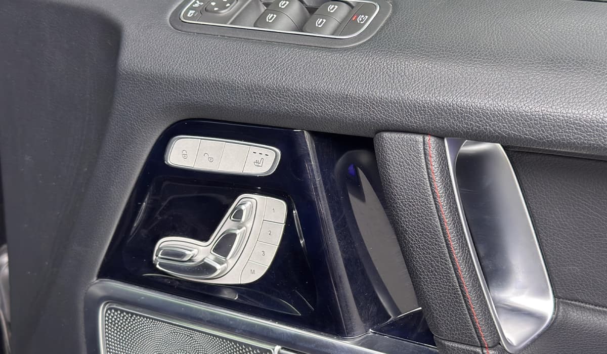 2019 Mercedes-Benz G400d image-20