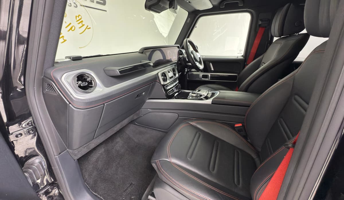 2019 Mercedes-Benz G400d image-23