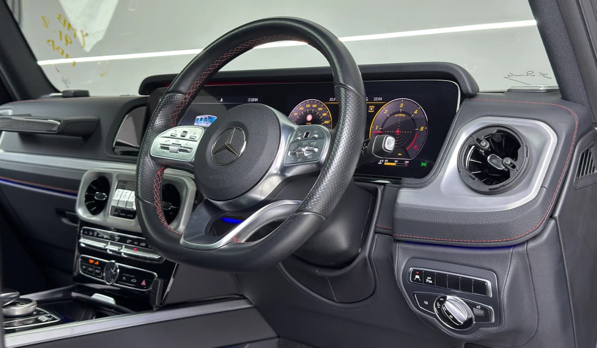 2019 Mercedes-Benz G400d image-24