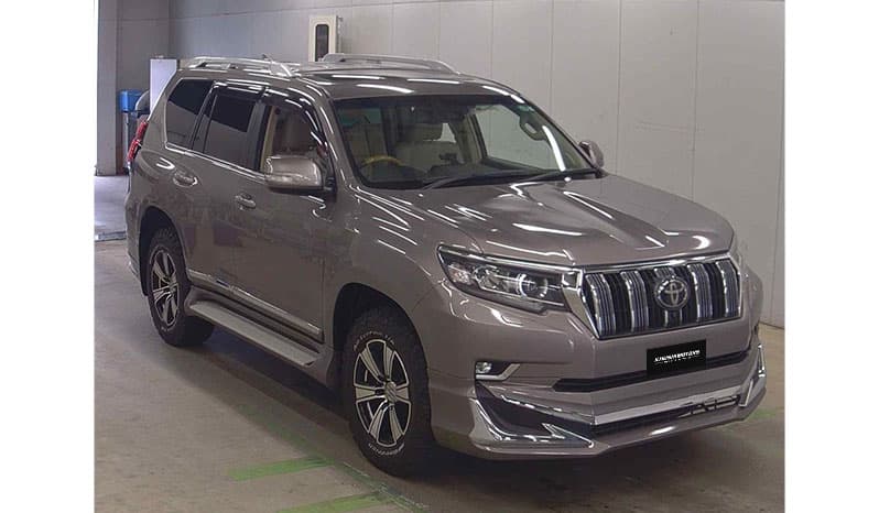 2018 Toyota Land Cruiser Prado image-2