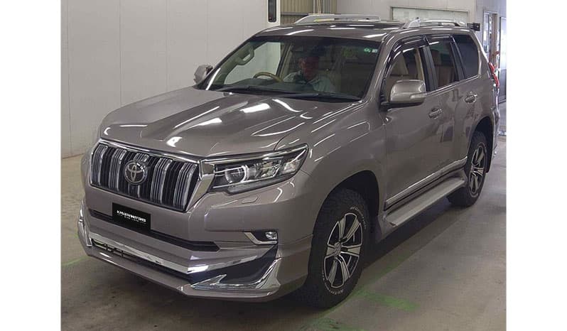 2018 Toyota Land Cruiser Prado image-3