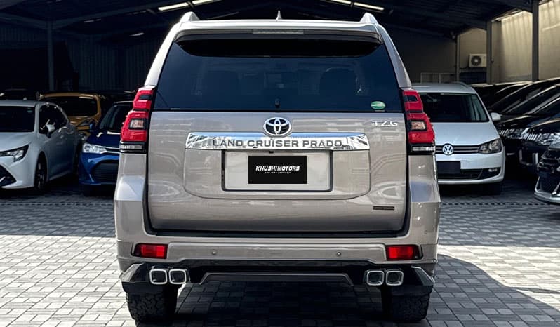 2018 Toyota Land Cruiser Prado image-11