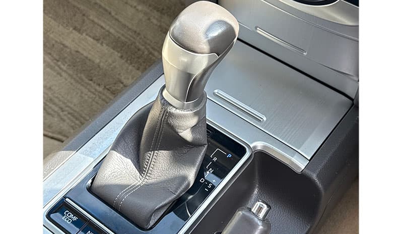 2018 Toyota Land Cruiser Prado image-17
