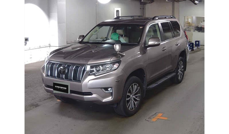 2018 Toyota Land Cruiser Prado image-2