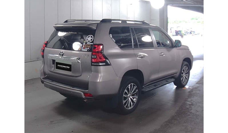 2018 Toyota Land Cruiser Prado image-4