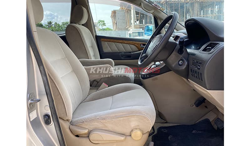 2006 Toyota Alphard image-5